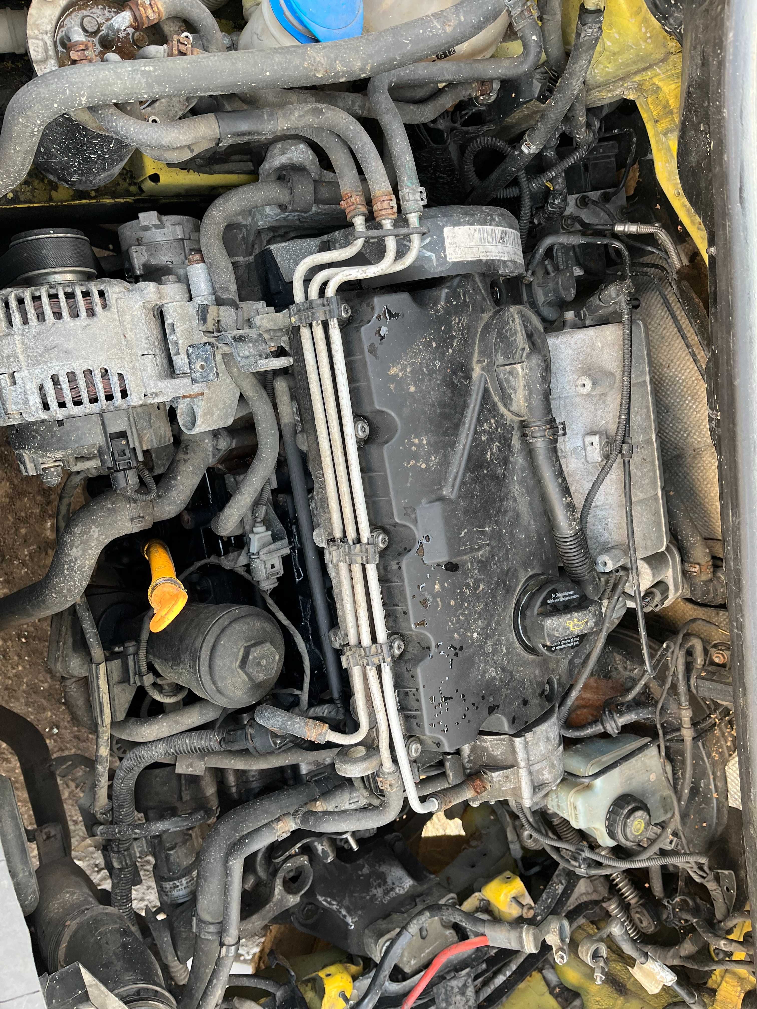 Pas przedni 2.0 SDI + chłodnica 1K0.121.251P VW Caddy III