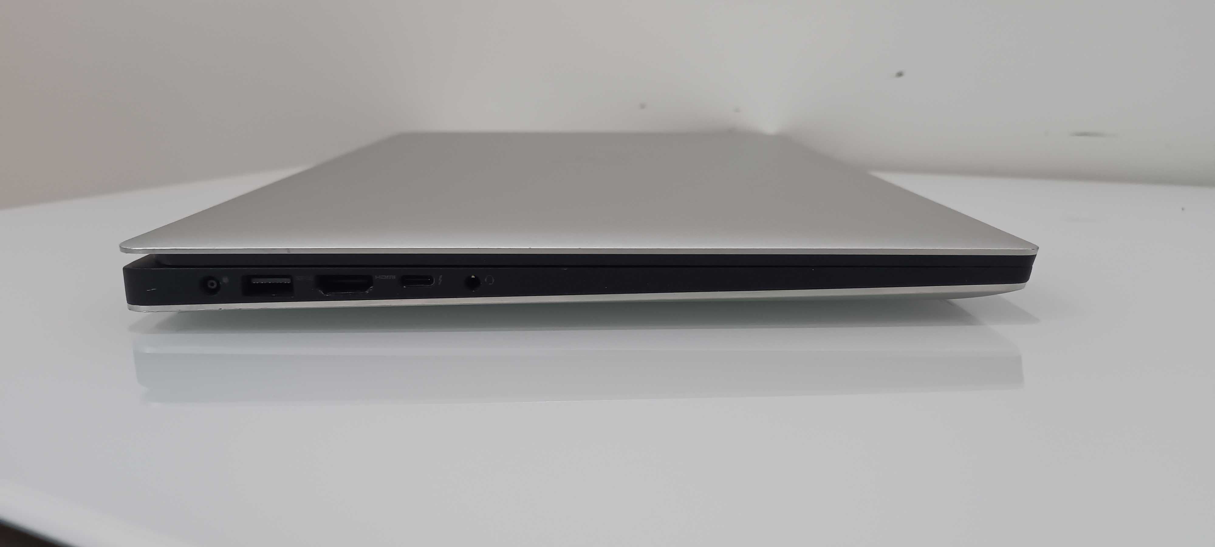 Dell Precision 15 5530/Ecrã 15.6 4K Touch/NVIDIA 4GB/i7/NVME/32GB RAM