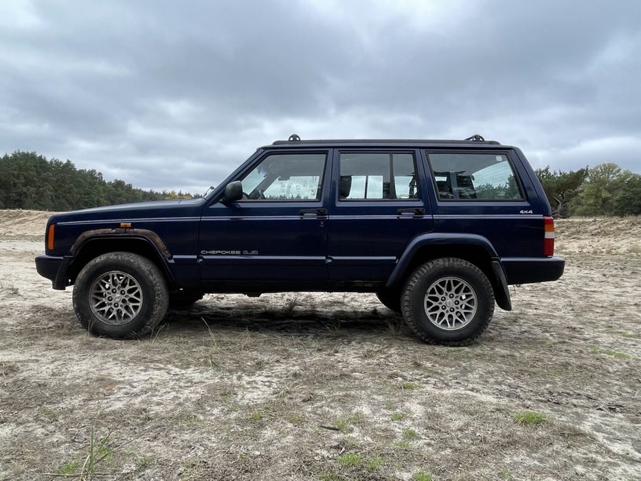 Jeep Cherokee 2,5 tdi