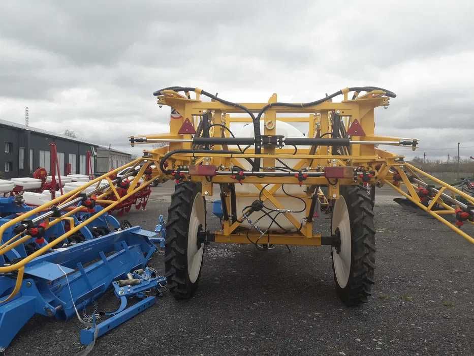 Опрыскиватели прицепные Богуслав ОПК 3000 22, 24 Кронос Титан