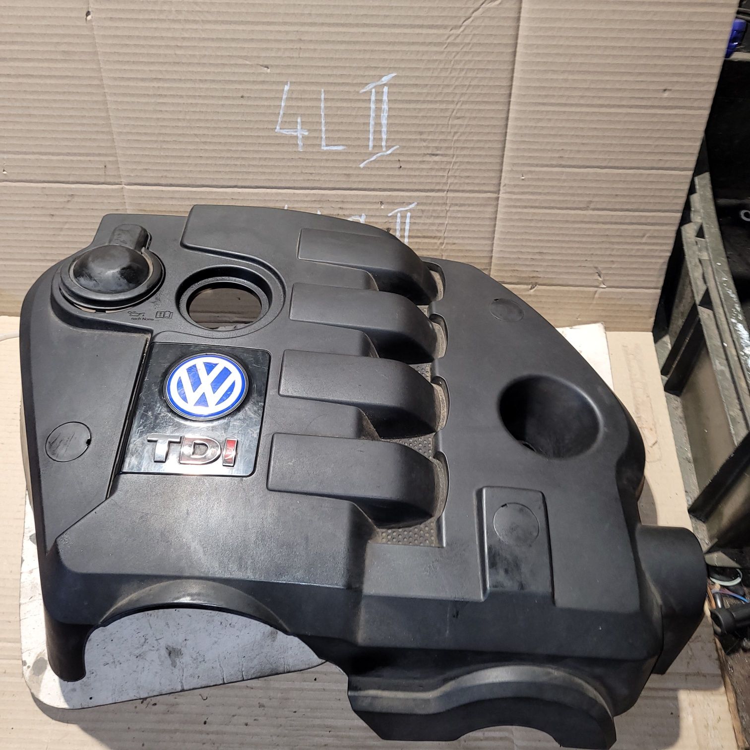 Osłona pokrywa górna silnika vw passat b5 LIFT 1.9TDI 130KM 2002r AWX