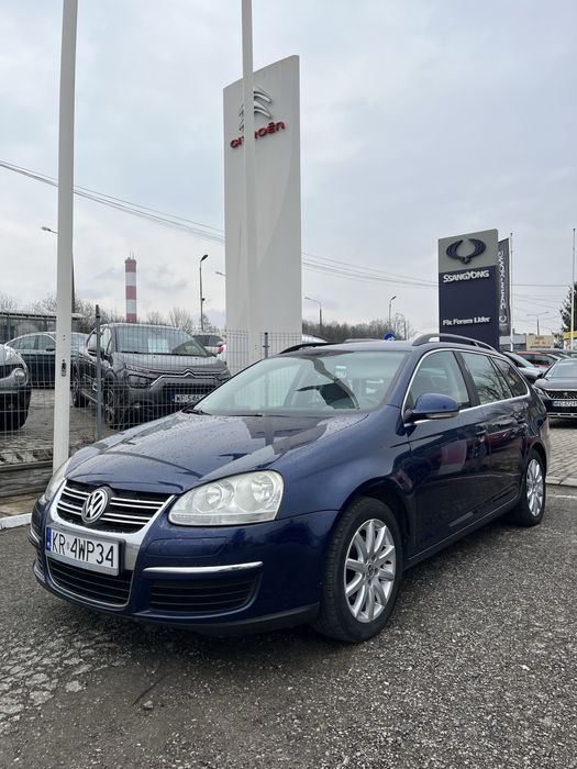 VW Golf 5 tempomat bogate wyposazenie klimatyzacja ,sprawny