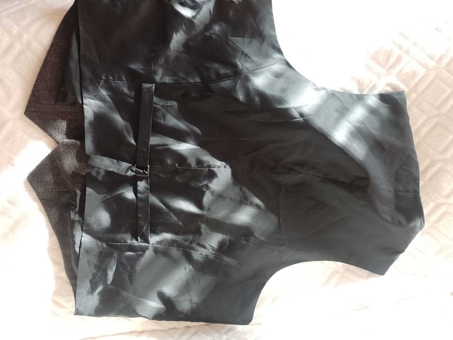(2XL) ASOS/ Wełniana kamizelka garniturowa z Londynu