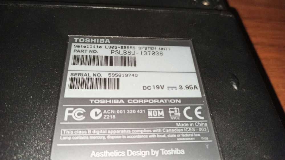 Ноутбук Toshiba повністю робочий