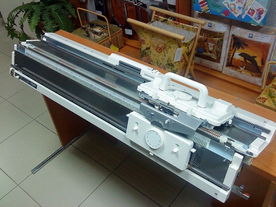 Вязальна машина Silver Reed SK280/SRP60N