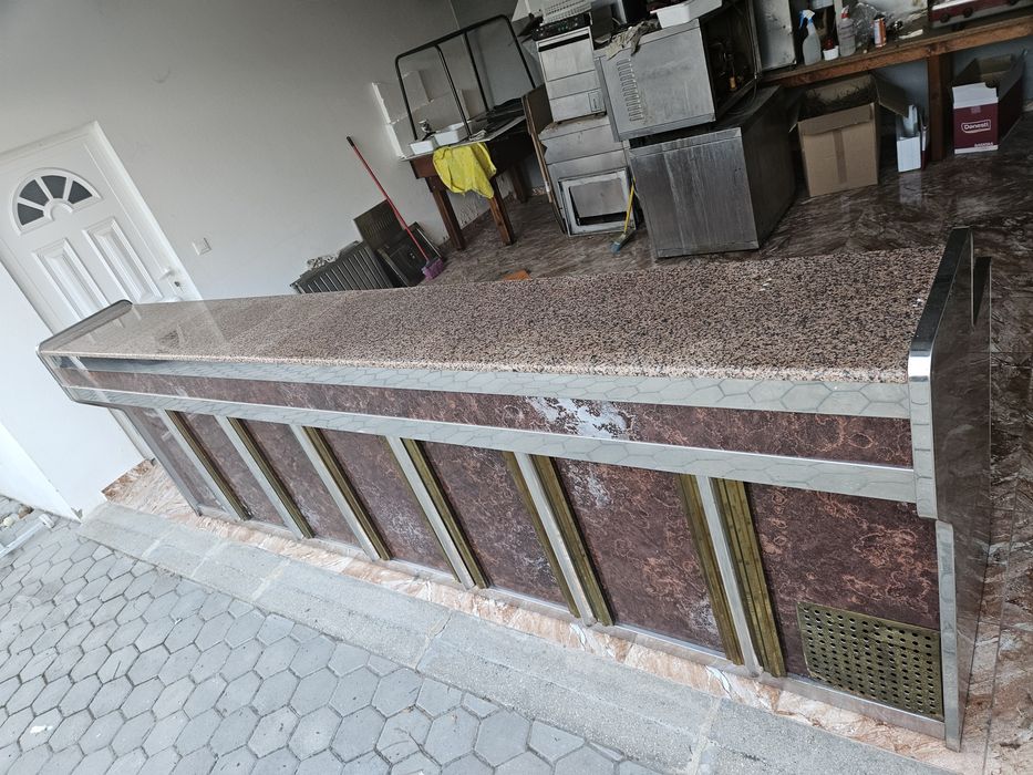 Vitrine p café, restaurante etc