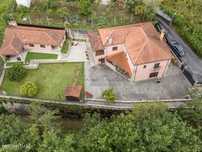 Moradia T3 com anexo e jardim em zona tranquila