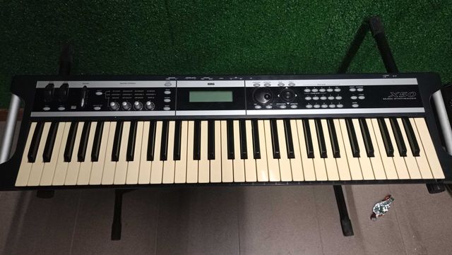 Syntezator KORG X50