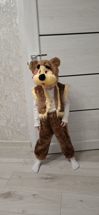 Костюм  зайчиків та ведмедика