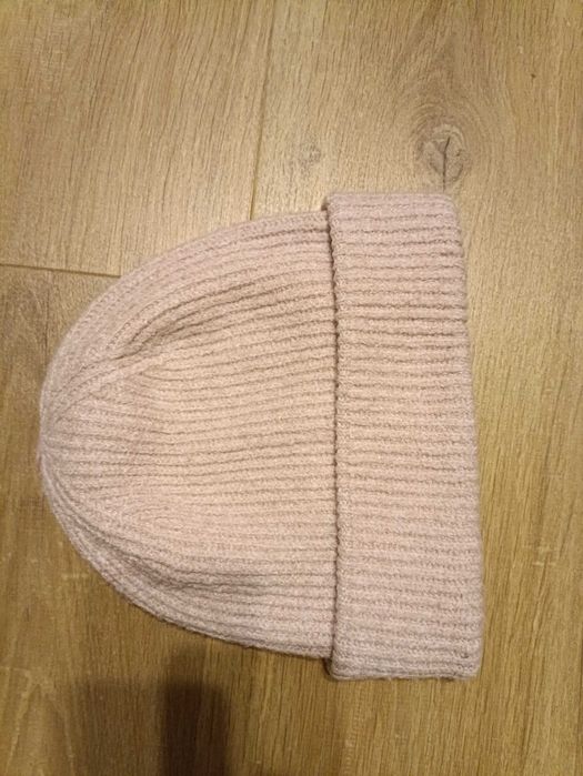 Czapka damska jasny róż ciepła