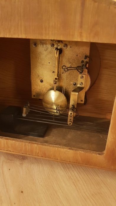 Zegar kominkowy mechaniczny