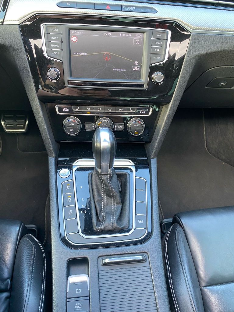 VW Passat B8 2016r r-line DSG 2.0 TSI 220km