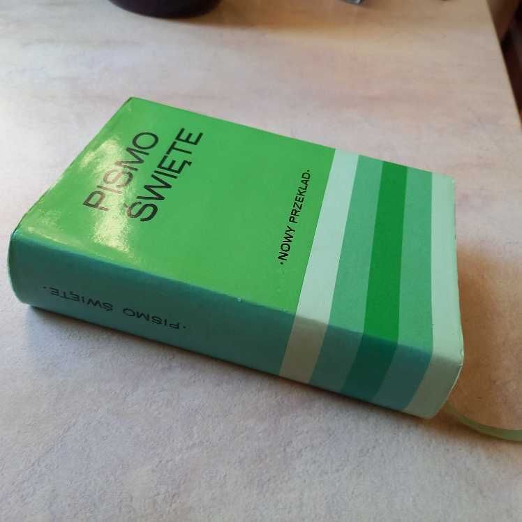 Pismo Świete Biblia Warszawska -wyd.1981-średni format