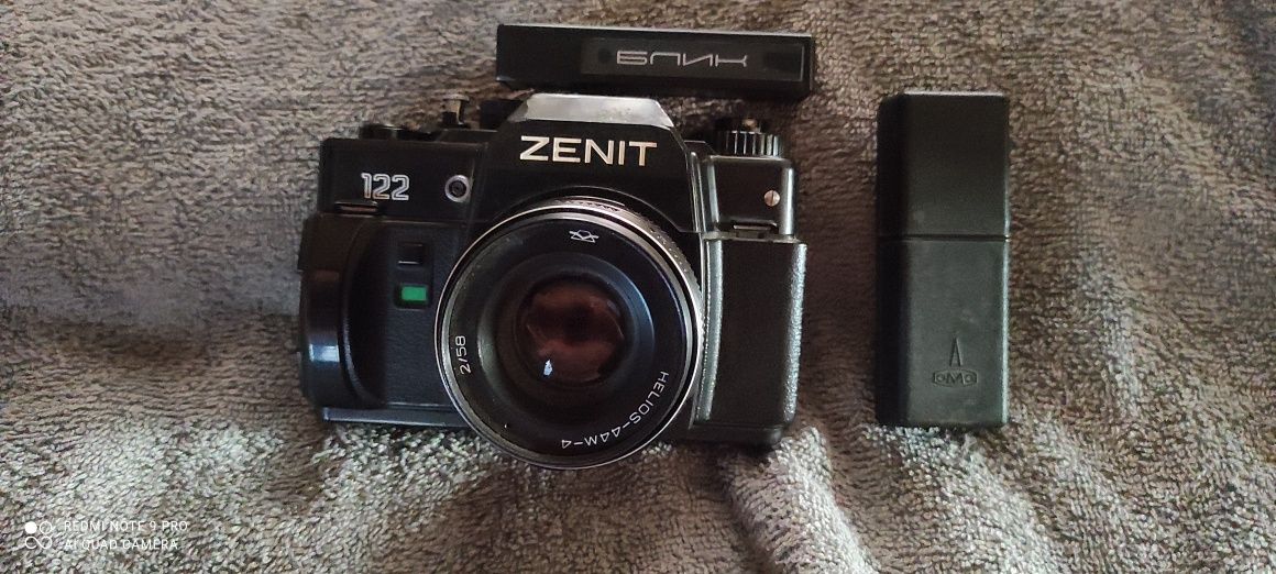 Aparat ZENIT 122