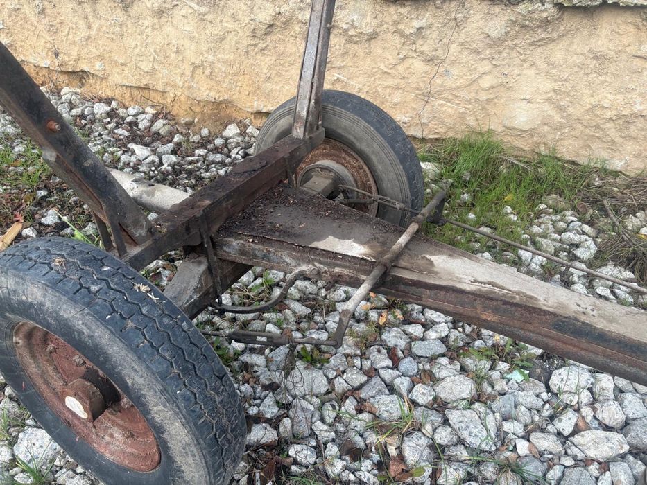 Wóz do traktora żelazny