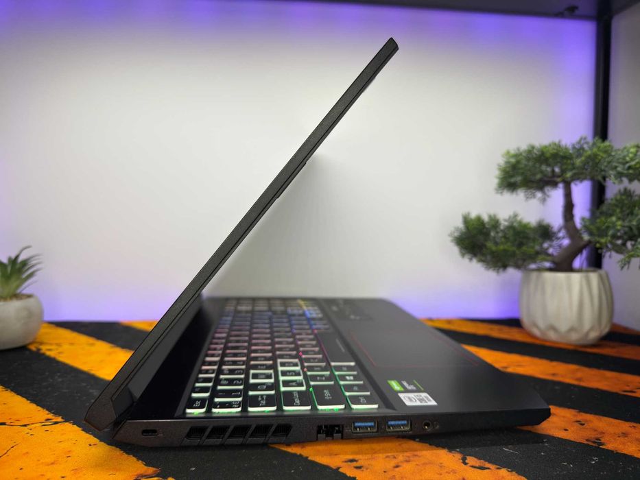 Acer Nitro 5, gtx1660ti, core i5, 144 hz