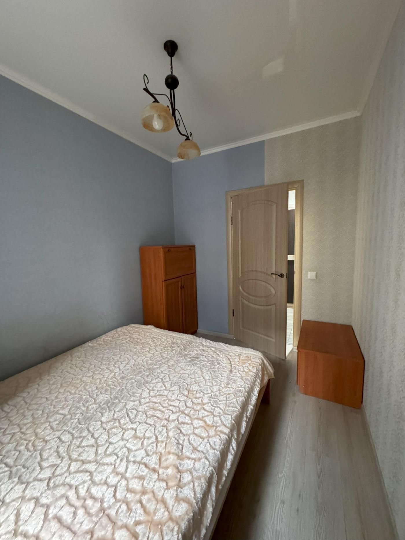 Продам 2- кімнатну квартиру від власника ЖК « Сонячний»