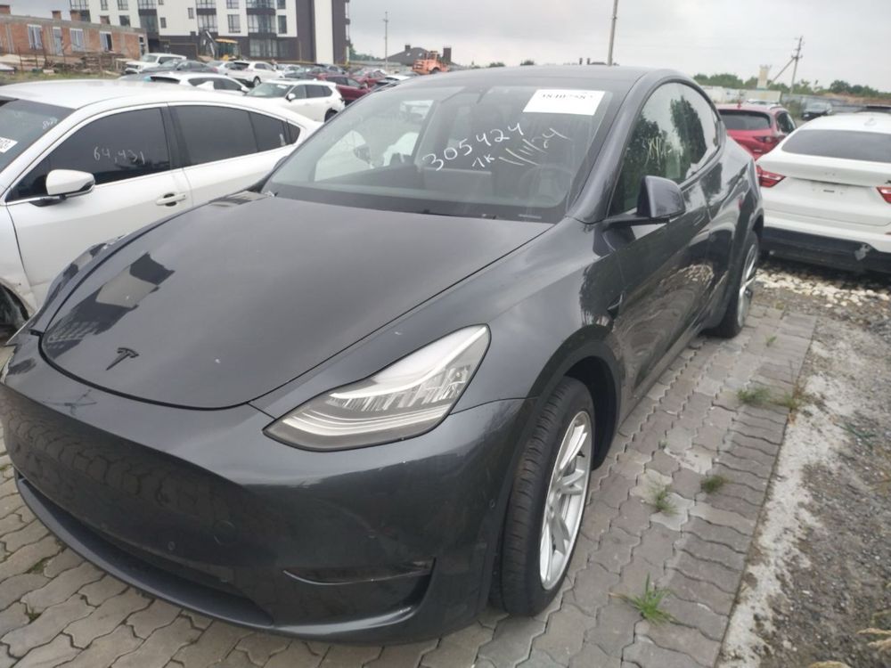 Tesla Y Long Range 82 kWh Dual Motor (534 к.c.) AWD