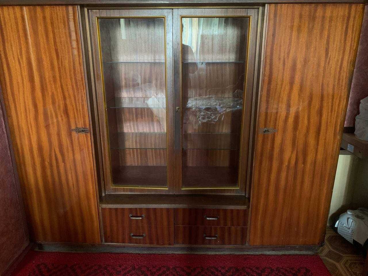 Кровать диван кресло шкафсервант