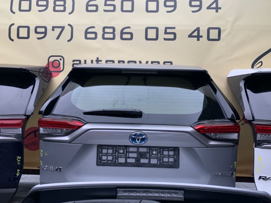 Toyota RAV4 Крышка багажника в сборе Rav4 Крышка 2020 года!