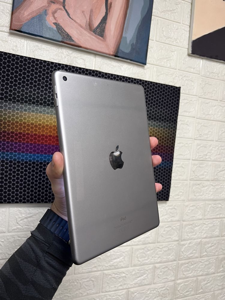 Продам планшет apple iPad 6 Generation 32Gb wi-fi a1893