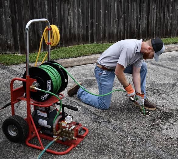 Прочистка канализации, аппаратная чистка