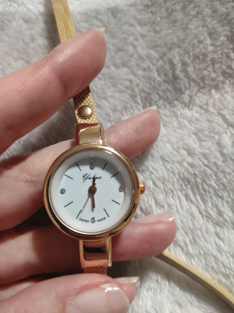 Zegarek damski Nowy