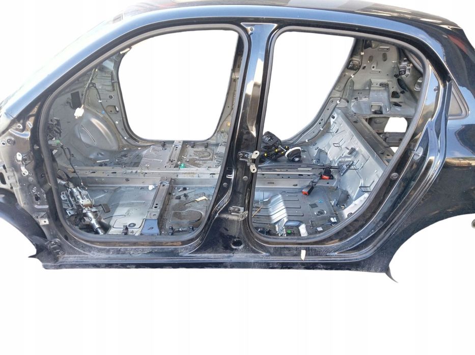 PRÓG LEWY SŁUPEK ŚRODKOWY RENAULT TWINGO III (2014-2018) 1.0 SCE 70KM