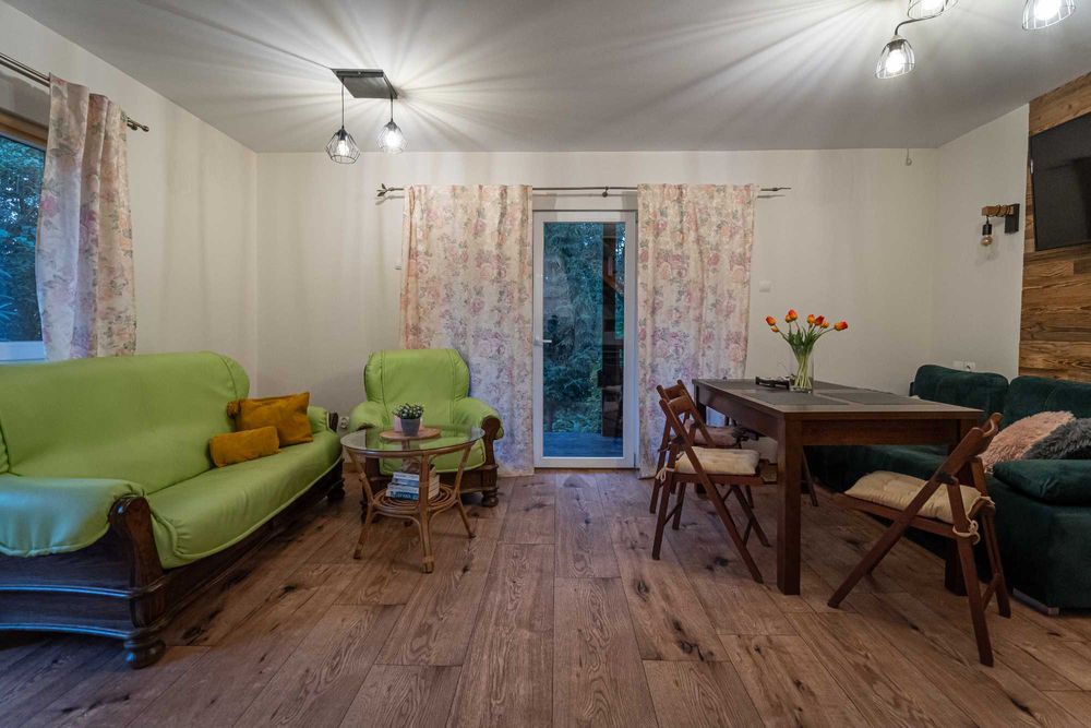 Garden House Nad Jeziorem SZELMENT z Jacuzzi i kominkiem / noclegi