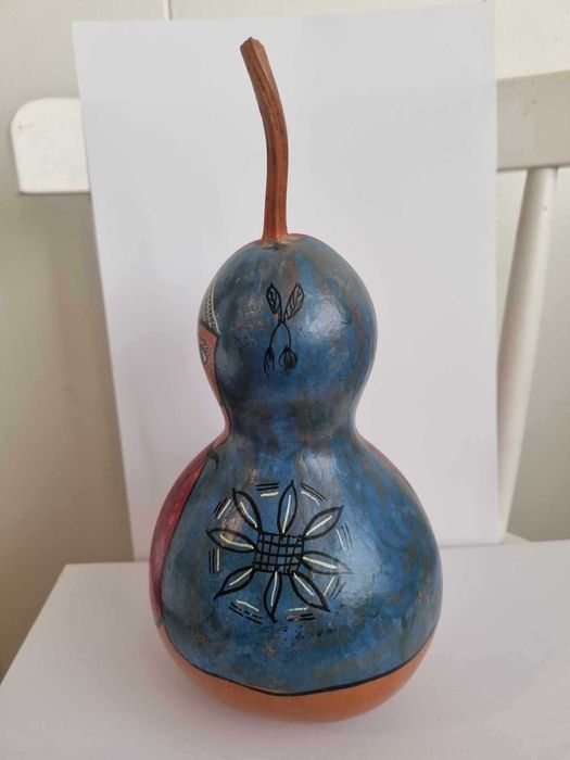 Gruszka,lalka z tykwy,kolorowa,vintage,ręcznie malowana