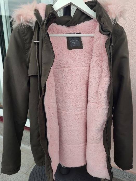 Casaco de senhora com capuz