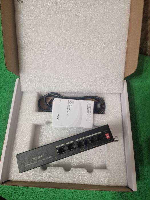 Коммутатор Dahua DH-PFS3006-4ET-36