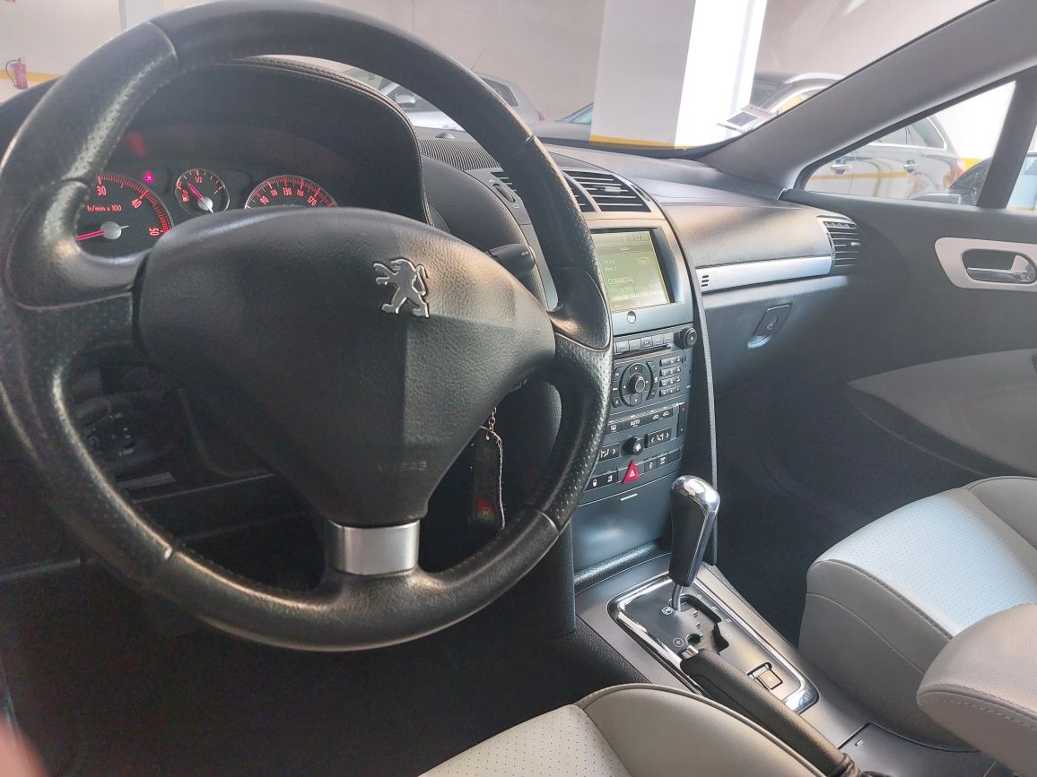 Peugeot 407 coupe