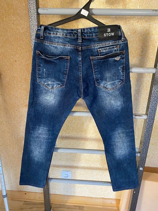 Чоловічі джинси в ідеальному стані