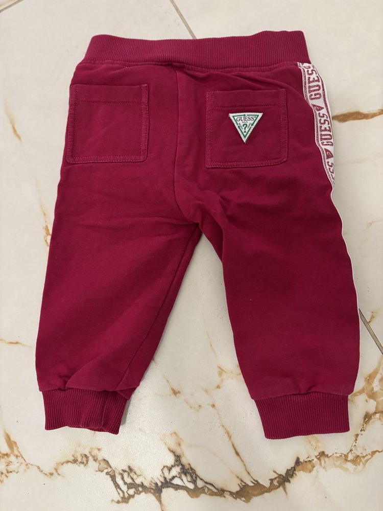 Spodnie dresowe Guess dziecięce 6-9 m
