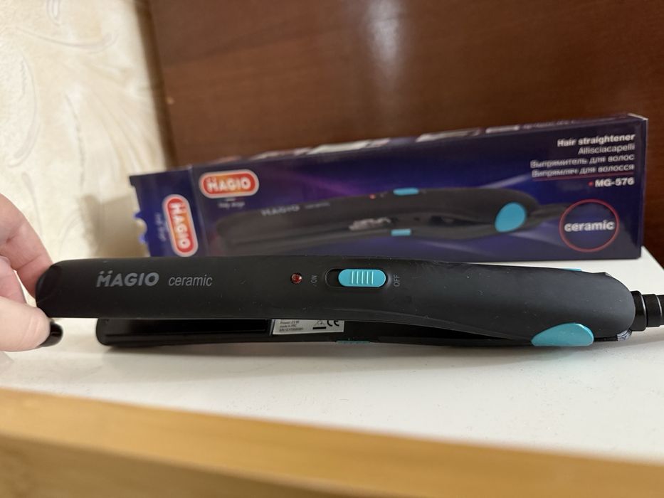 утюжок для водосся Magio MG 576