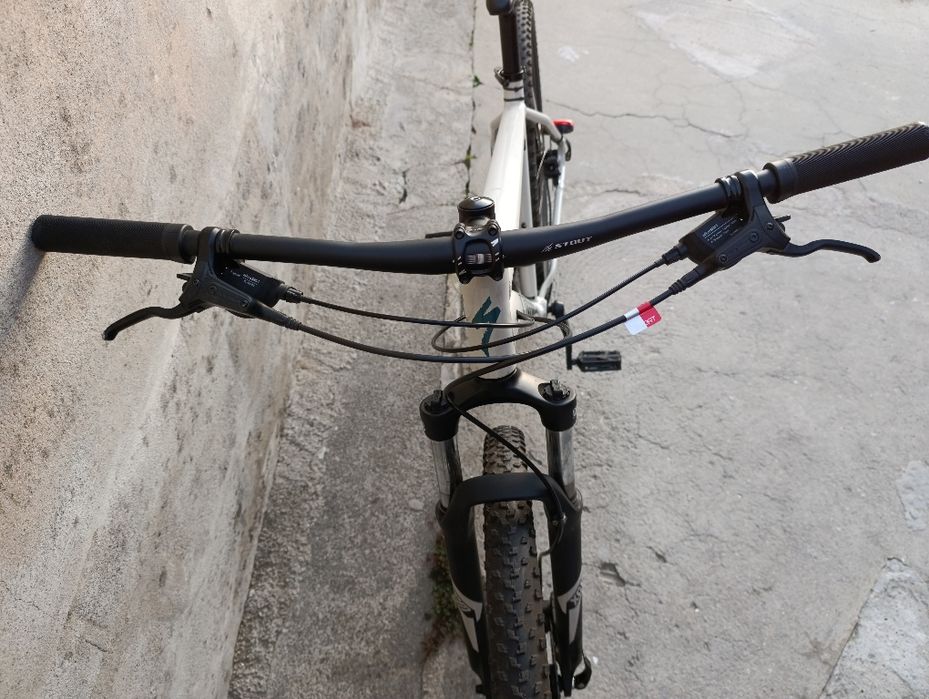 Bicicleta especialized rockhopper sport