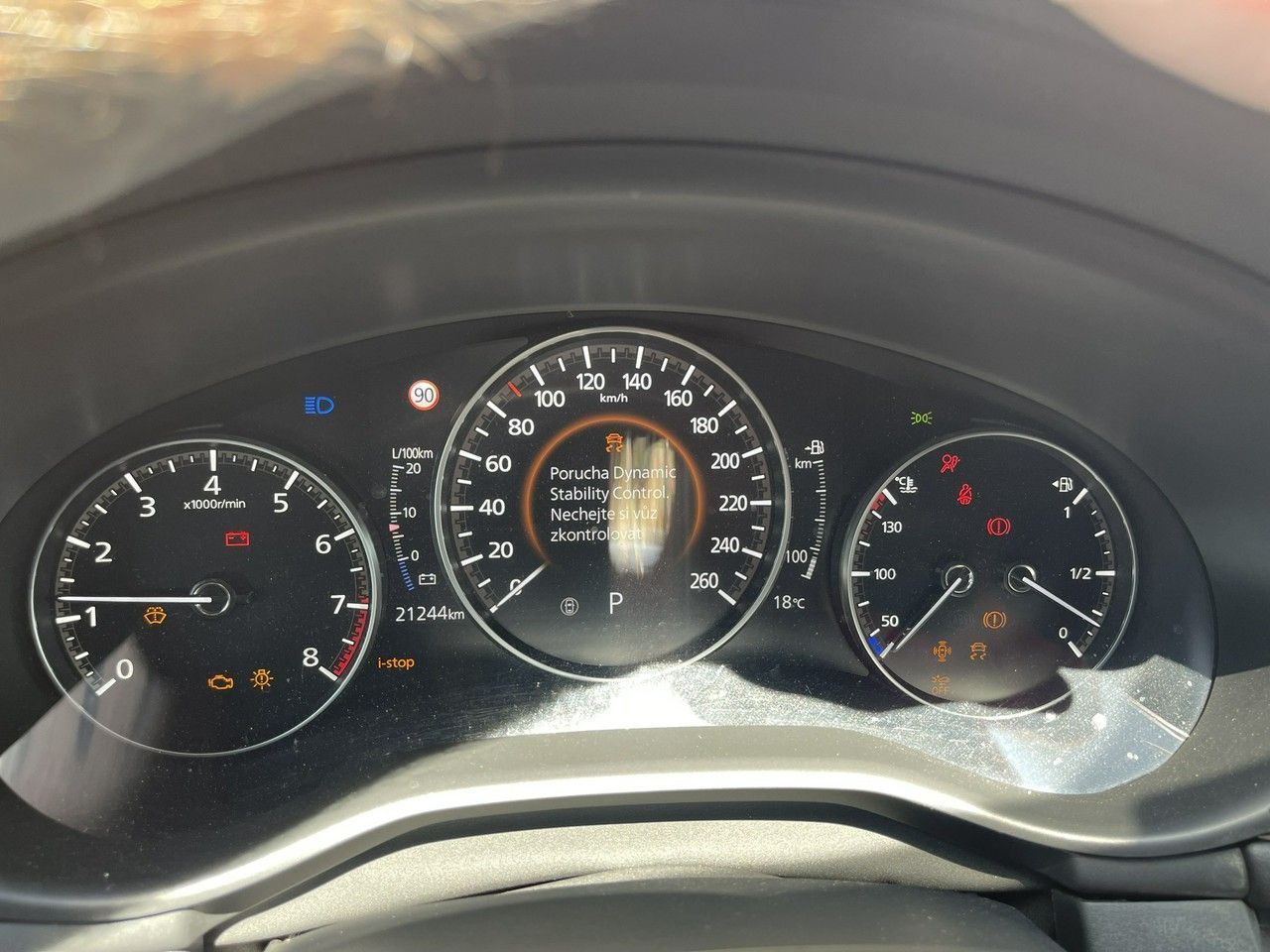 Mazda 3 mHEV Automat Klimatronik: 2 strefy 186KM
