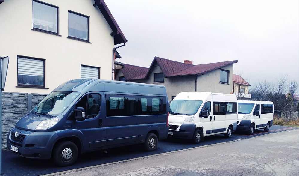 Wypożyczalnia bus busy 9osobowe dostawcze  Częstochowa wynajem