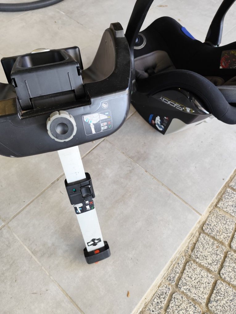 Conjunto baby cok, com isofix, da marca JANE KOSS,