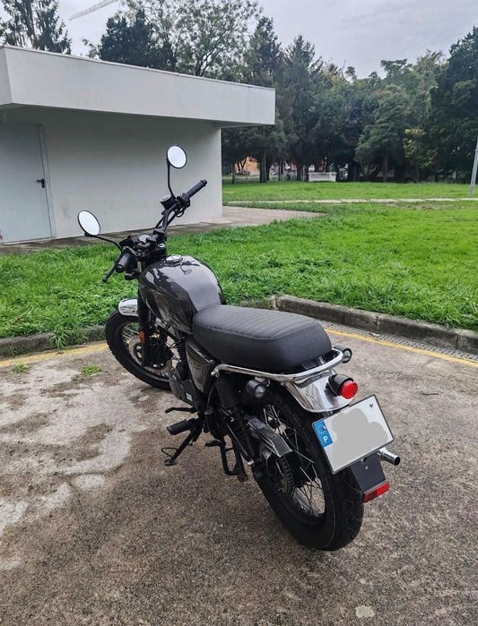 Brixton Cromwell 125 de 2023