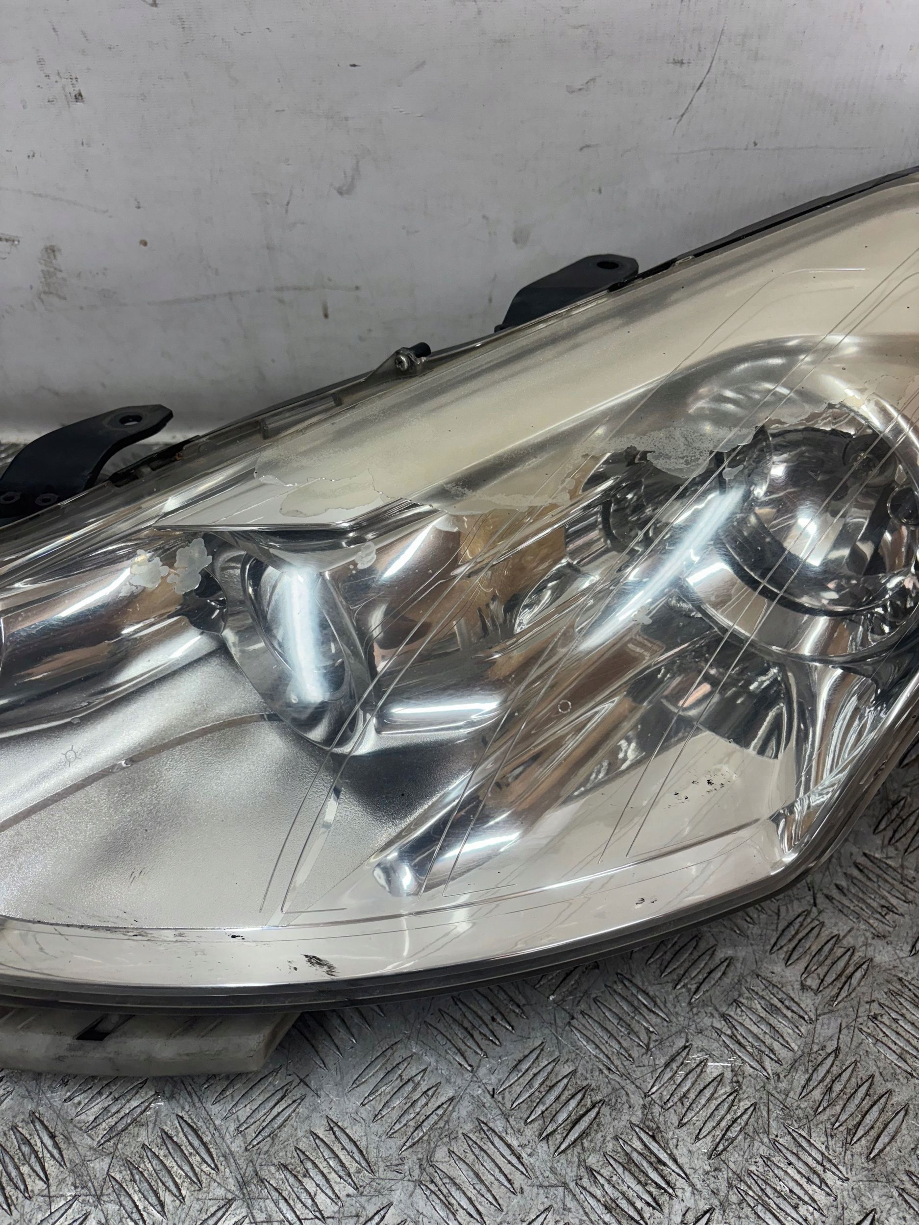 Reflektor Lampa Lewa Xenon Citroen c-crosser