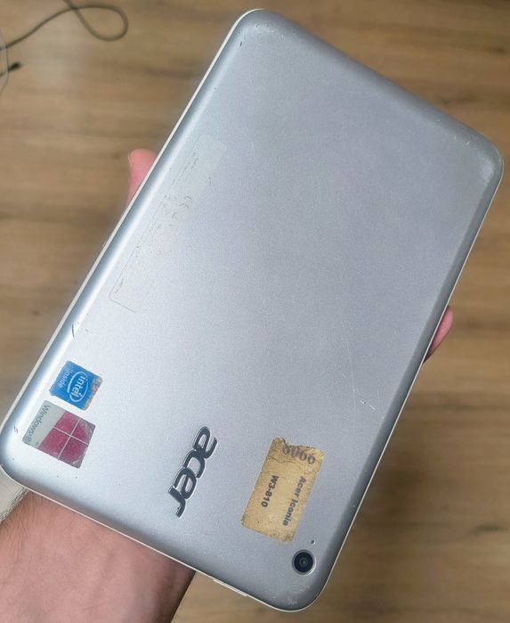 Планшет acer iconia w3 810 1600