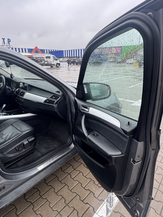 Продам BMW X5 E70