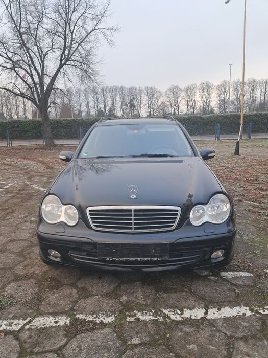 Mercedes c klasa 220cdi zamiana dostawczy