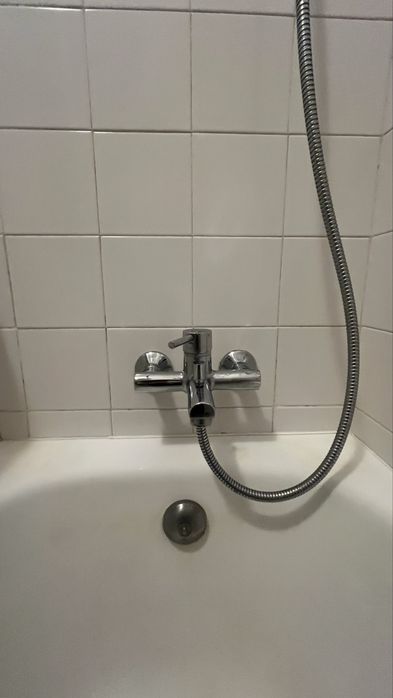 Misturadora de duche e chuveiro