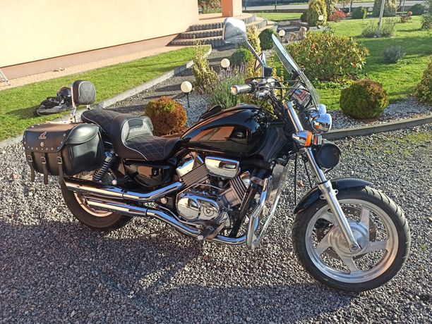 Honda Magna VF750C