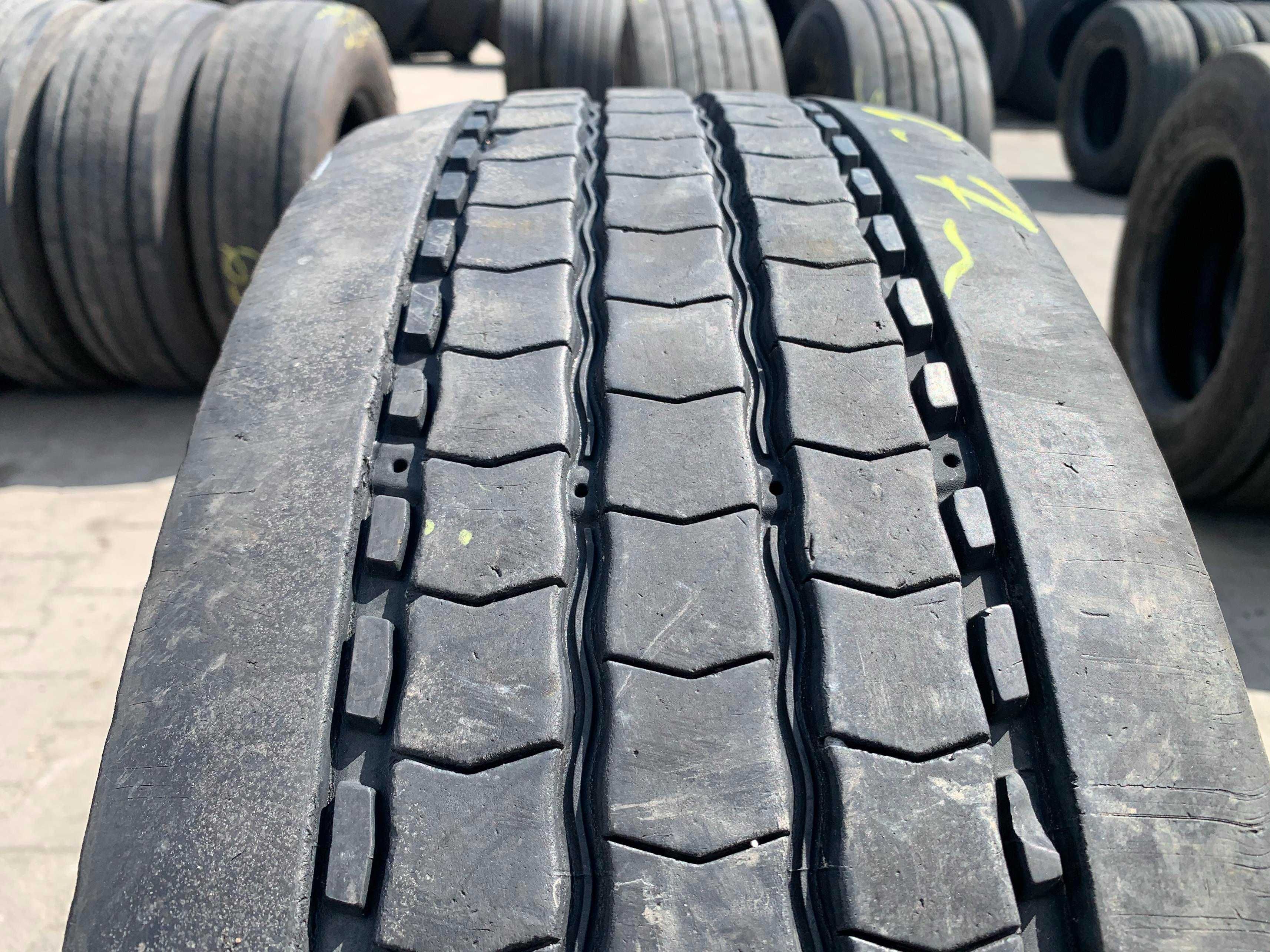 265/70R19.5 Opona MICHELIN X MULTI Z 6-7mm Przód XMULTI