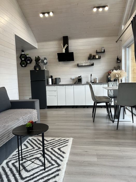 Оренда котеджу з чаном-джакузі