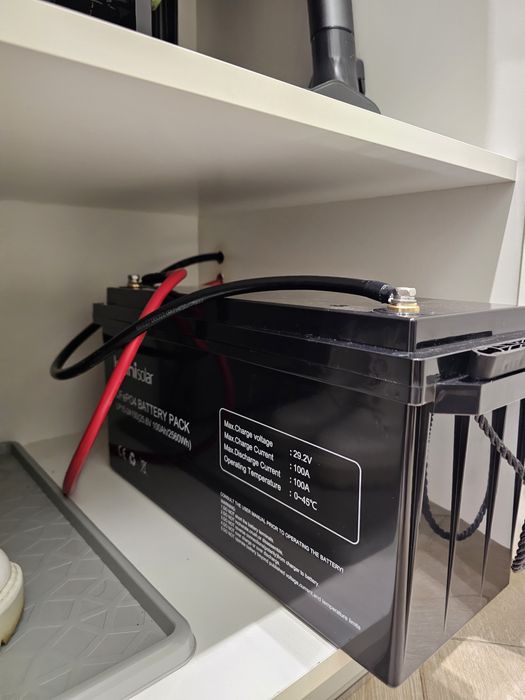 Готове рішення інвертор EASUN 3.2kW 24V + lifepo4 24v 100a